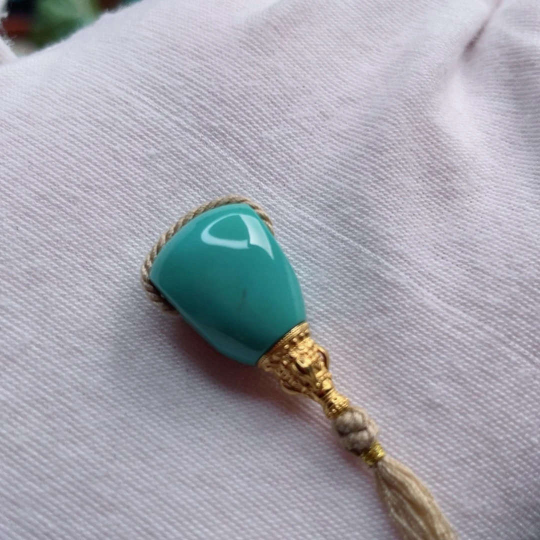 18K金镶嵌绿松石珠宝奇石