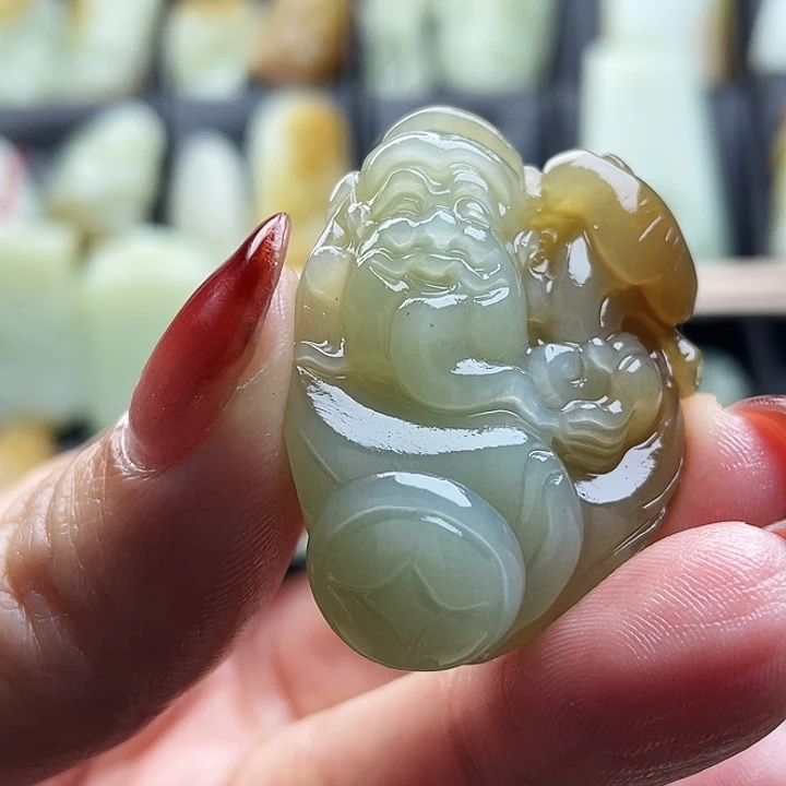 和田玉（糖玉）未镶嵌挂件