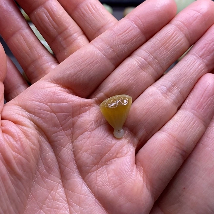 和田玉颈饰未镶嵌安*