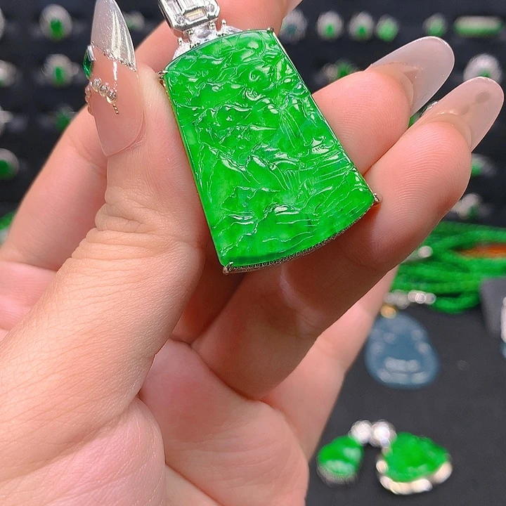 翡翠未镶嵌吊坠(不含链)