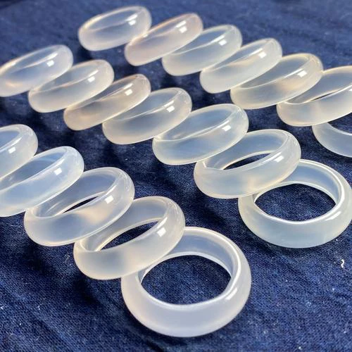 玉髓戒指戒圈没有镶嵌不支持私自拍单