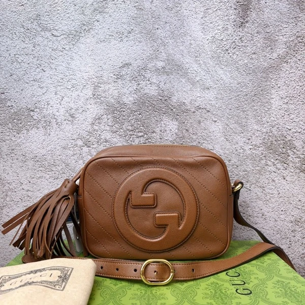 市场价13000/古驰/95新/C18311938824/包包