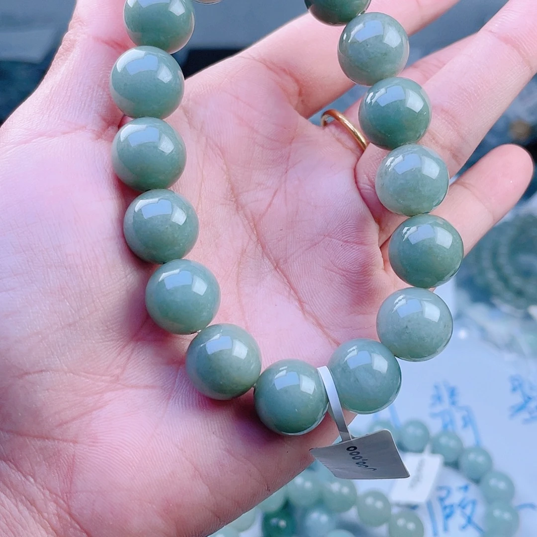 定制翡翠未镶嵌珠串
