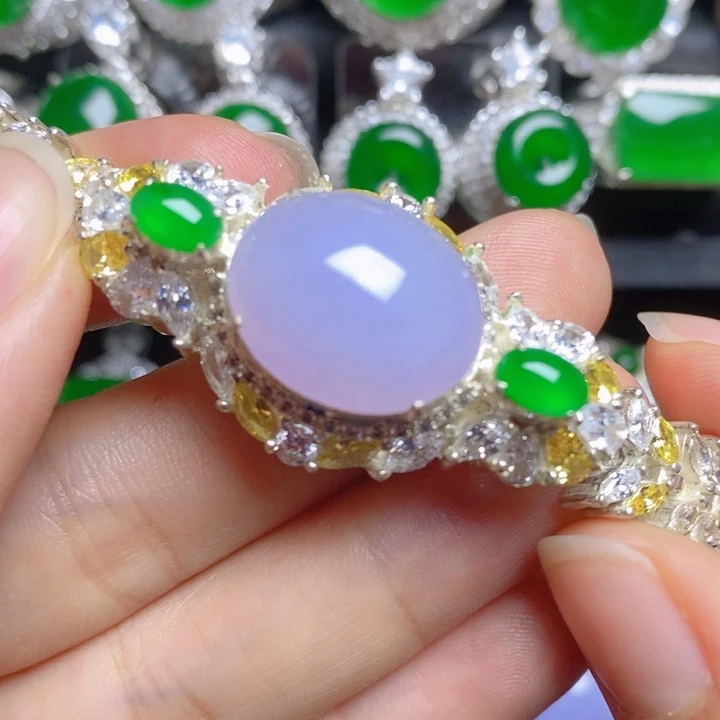 翡翠未镶嵌挂件紫蛋面