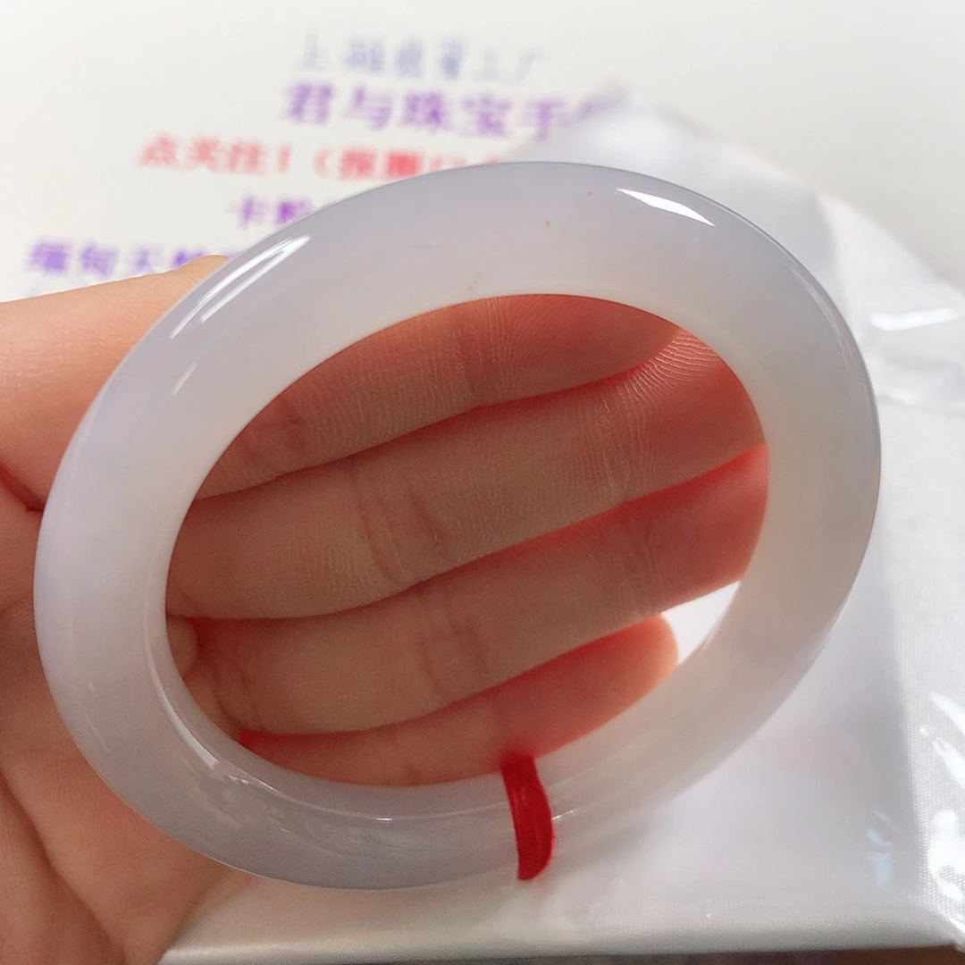 未镶嵌手镯翡翠 圆条①⑥③白月光