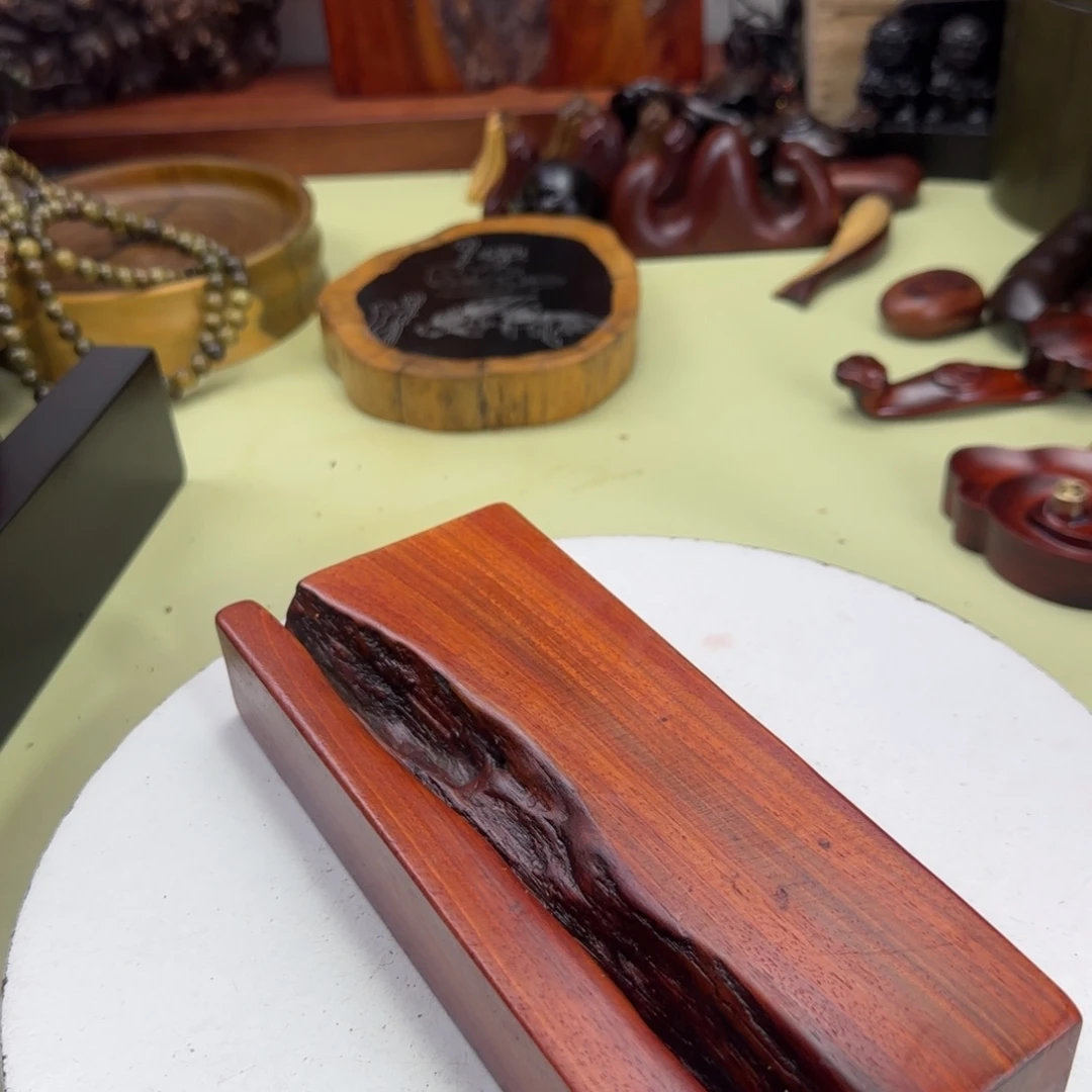 大果紫檀（缅甸花梨）?**乏