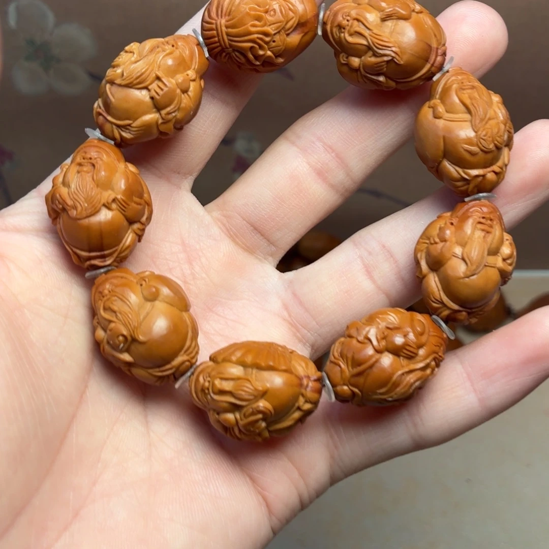 橄榄核手串留刀痕八宝财神