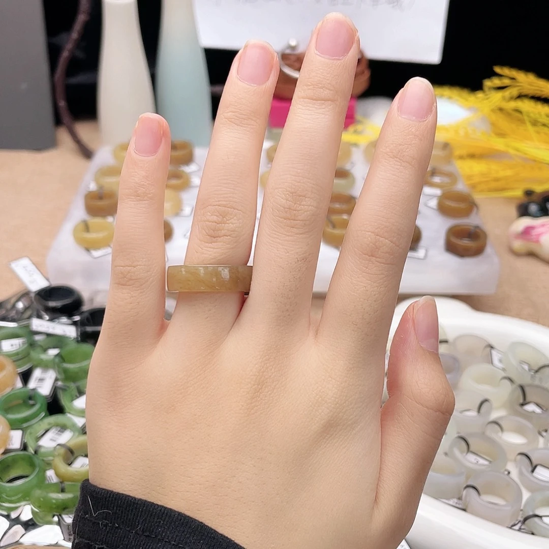 未镶嵌戒指和田玉（糖玉）x57糖花窄直切17.2不退换
