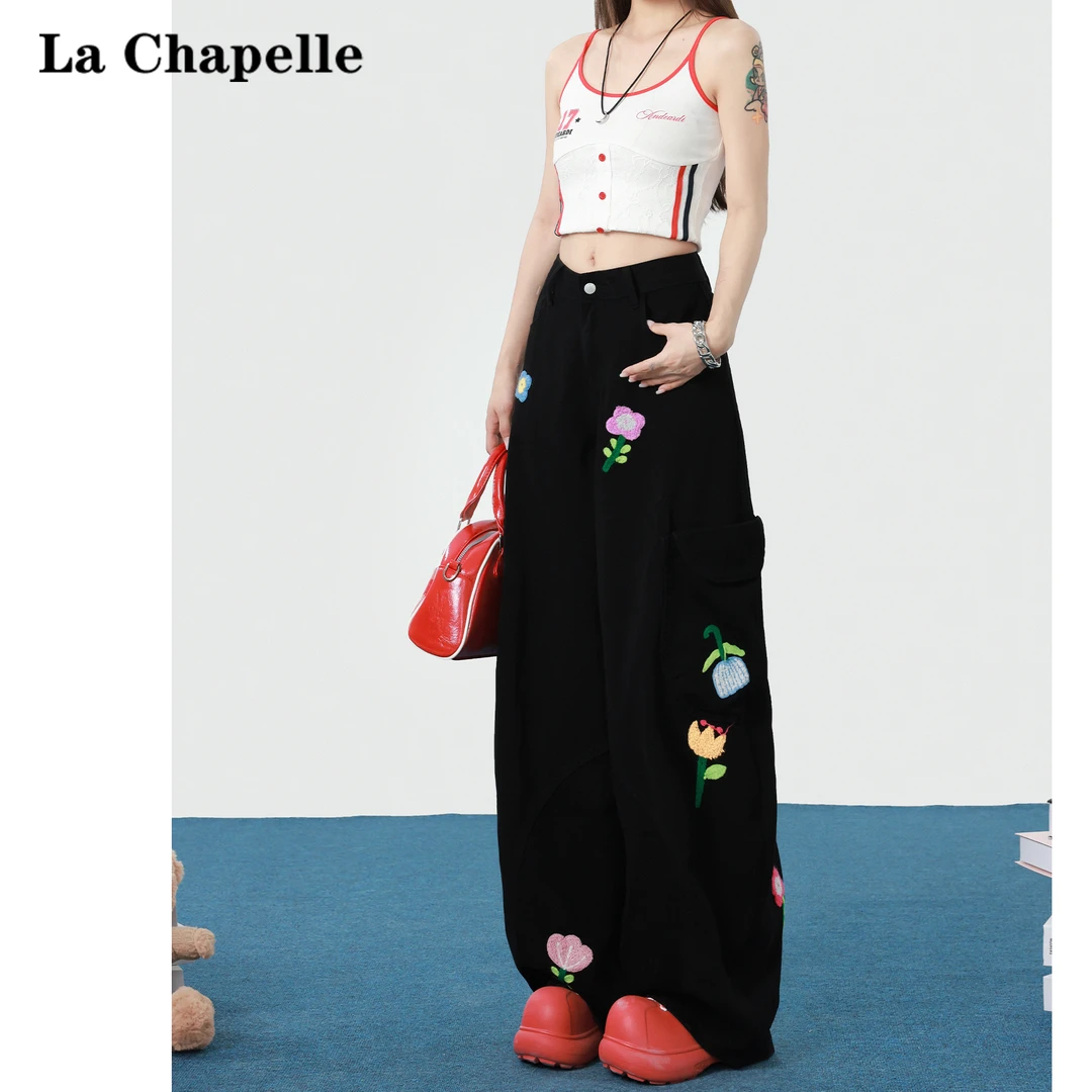 拉夏贝尔多口袋设计工装裤女2025早秋新款花朵刺绣宽松阔腿牛仔裤