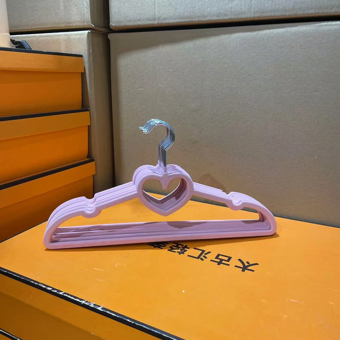 爱心衣架防滑无痕