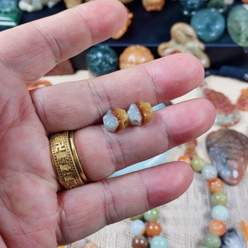 【闪购商品】翡翠吊坠(不含链)未镶嵌狐**神