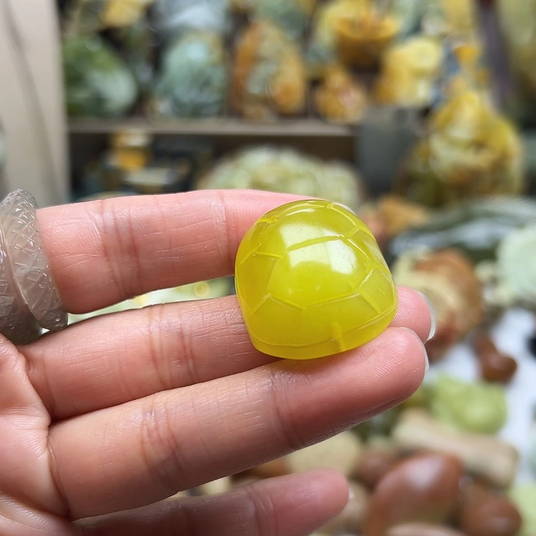 岫玉未镶嵌颈饰黄金玉富甲