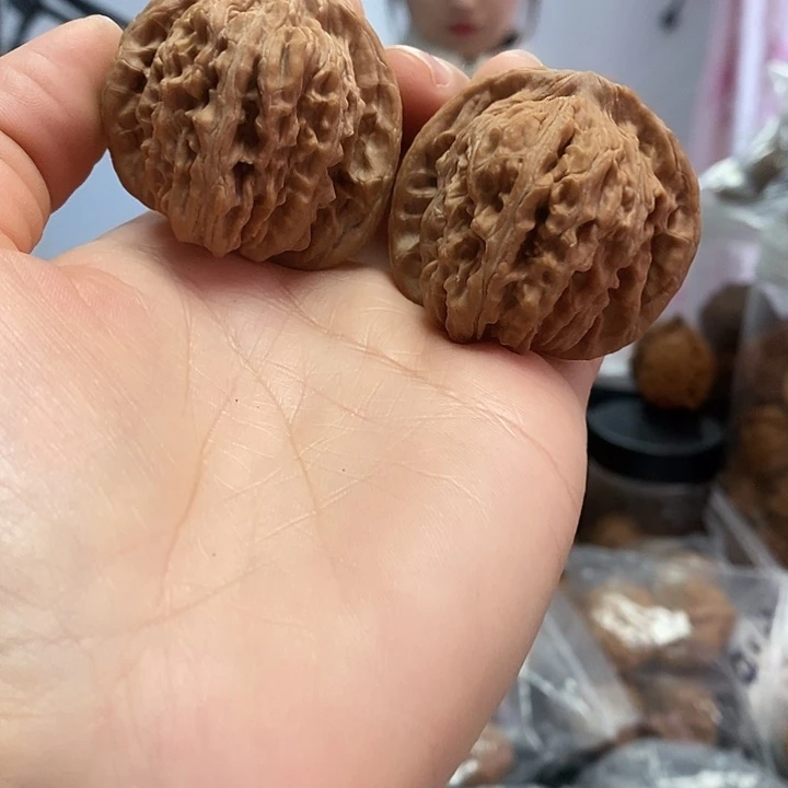 文玩核桃把件42红皮四座楼