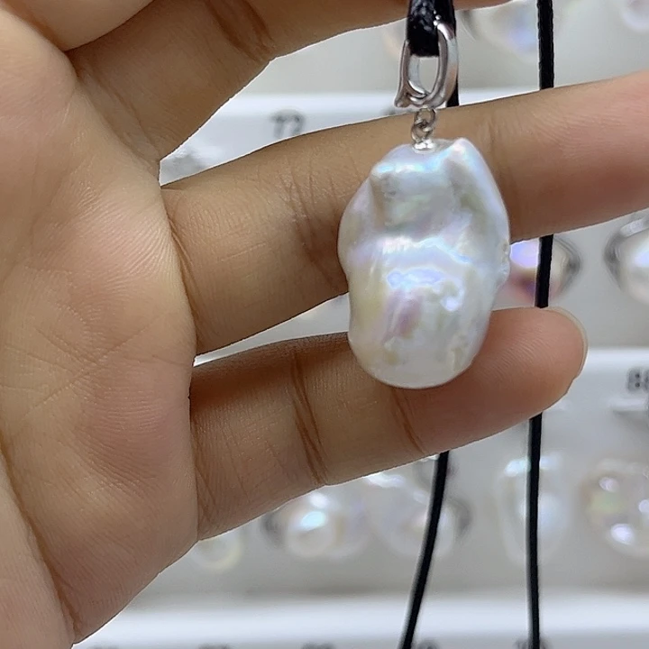 颈饰未镶嵌淡水珍珠