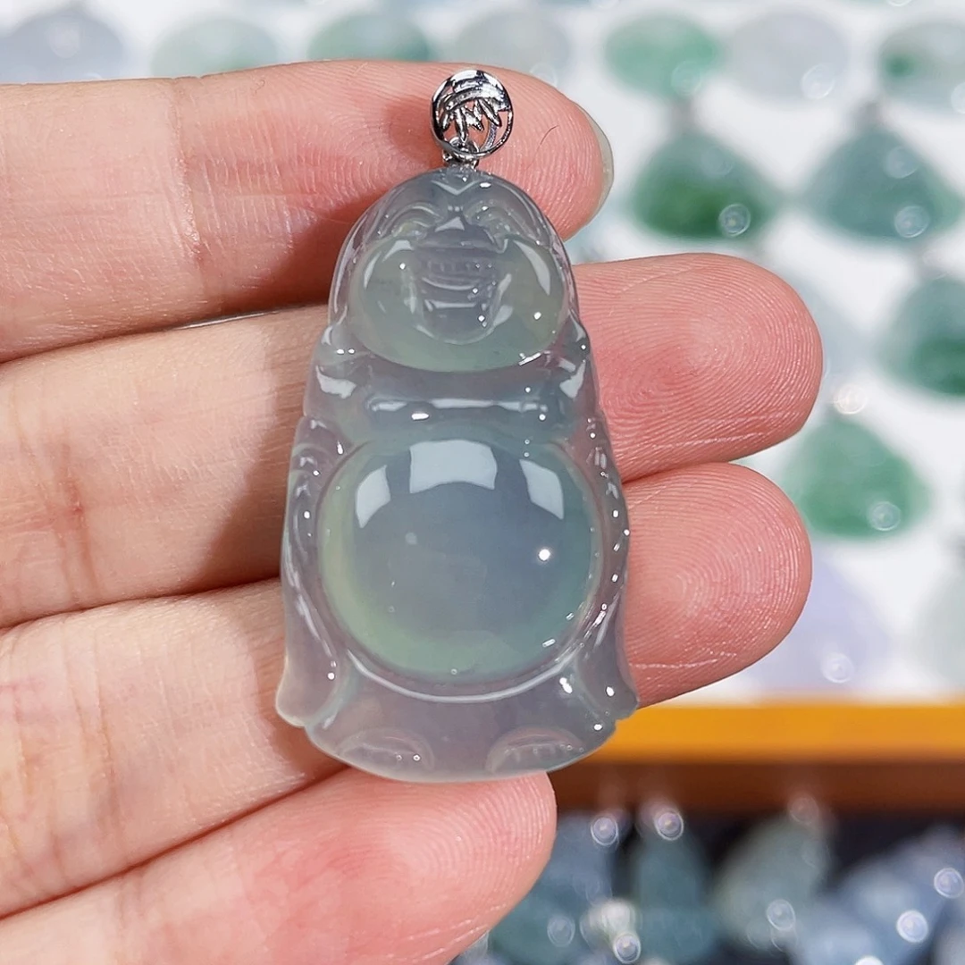 颈饰18K金镶嵌翡翠吊坠