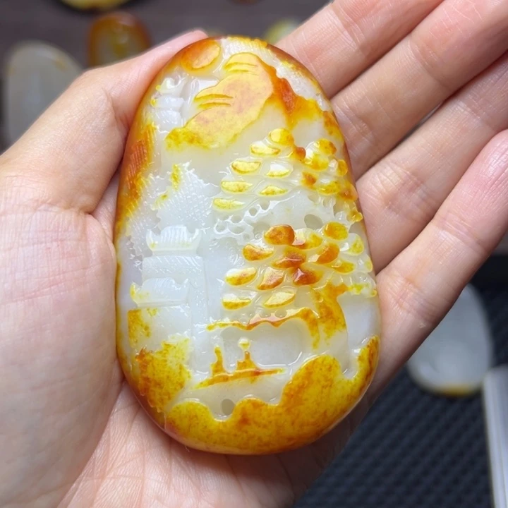 和田玉未镶嵌颈饰