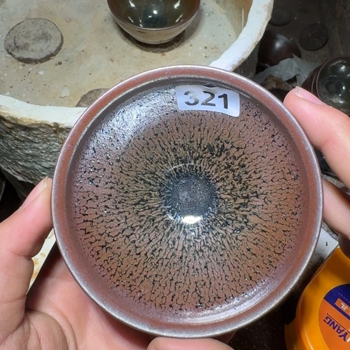 茶盏突出实用功能为宗旨来开展