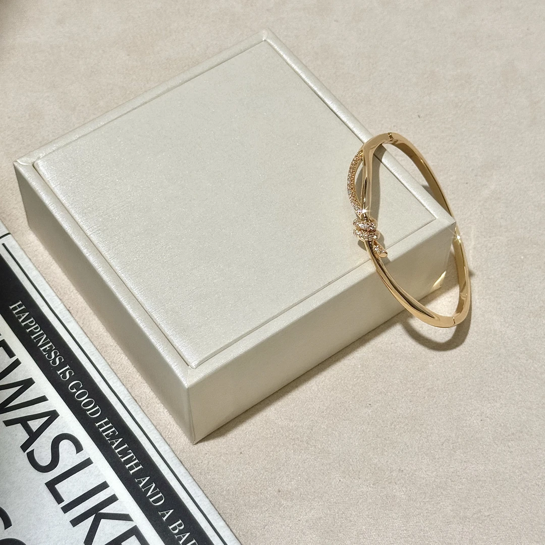 V金   Ficeque高奢经典绳结手镯气质百搭款CNC精工