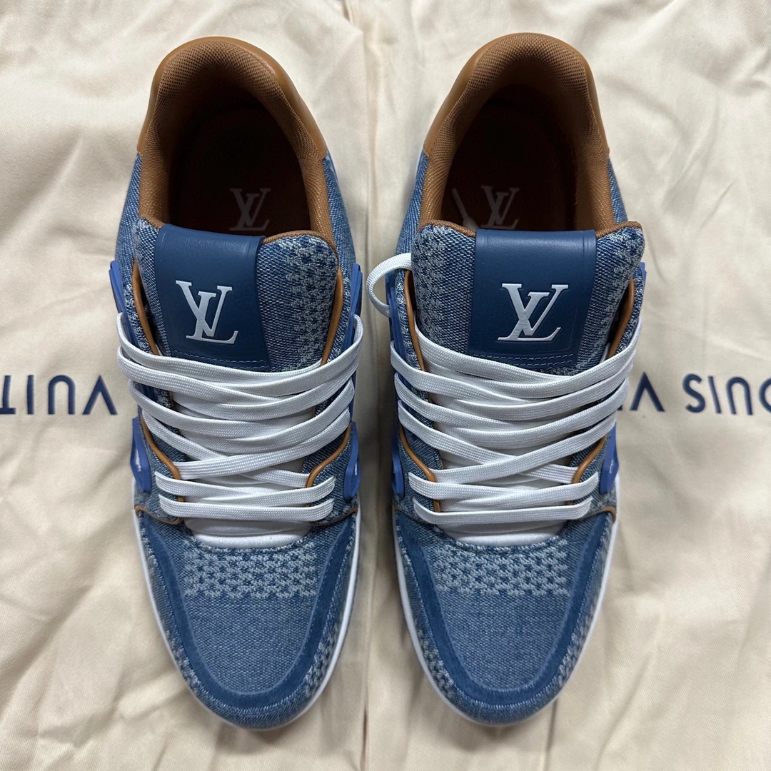全新未使用  LV Trainer牛仔棋盘格系带低帮板鞋 7.5码 D14297