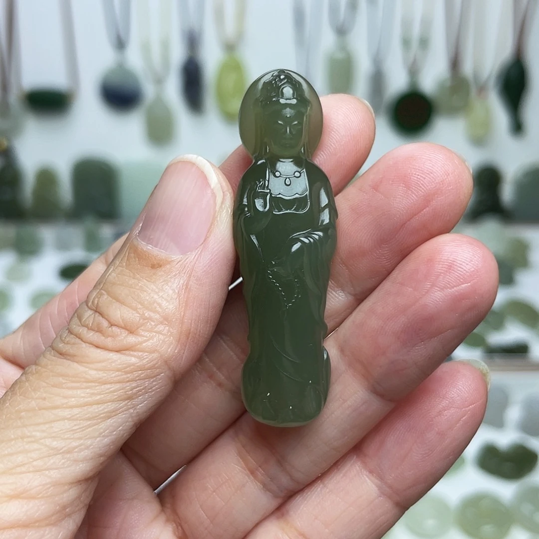 颈饰未镶嵌和田玉冀****播