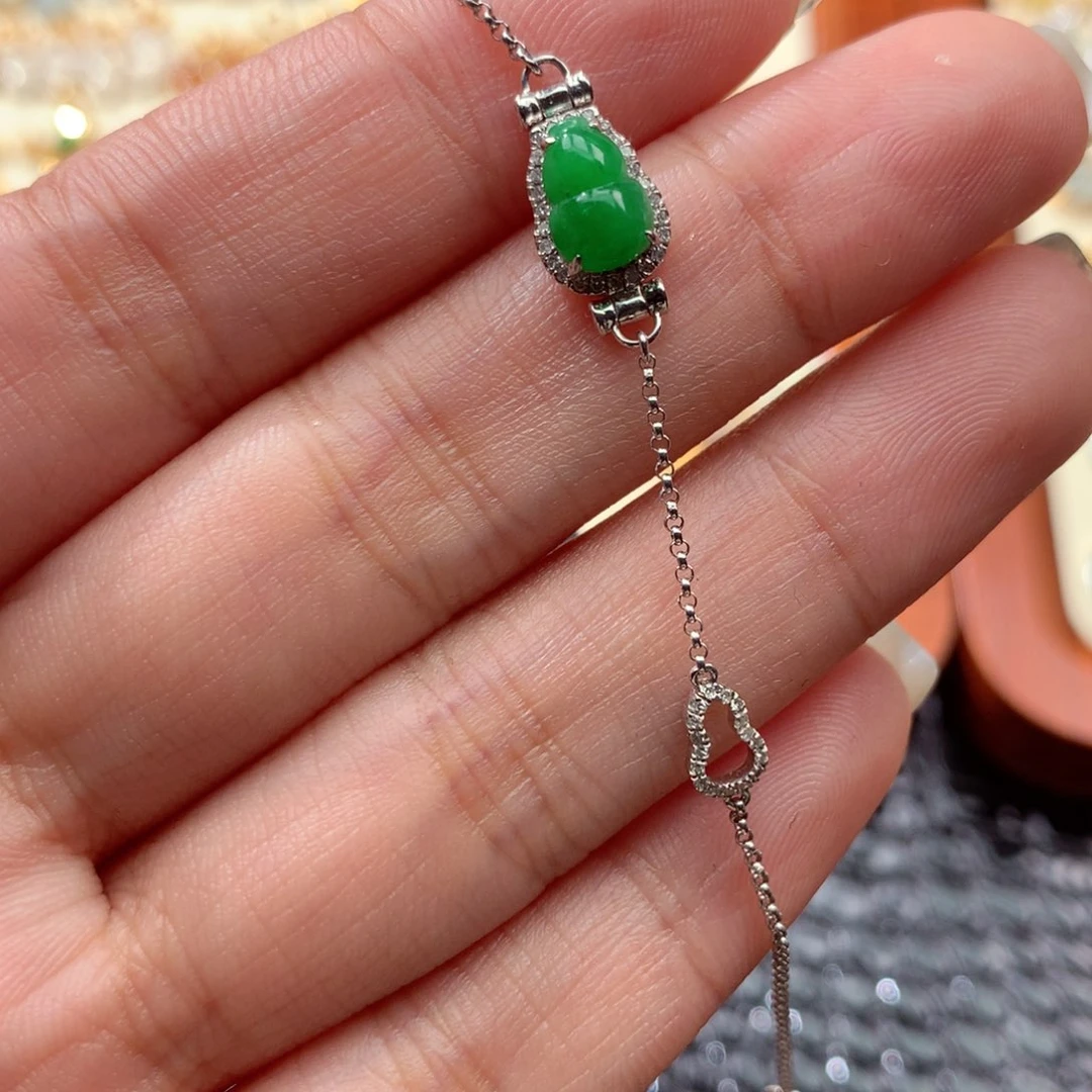 翡翠颈饰18K金镶嵌二*翡翠