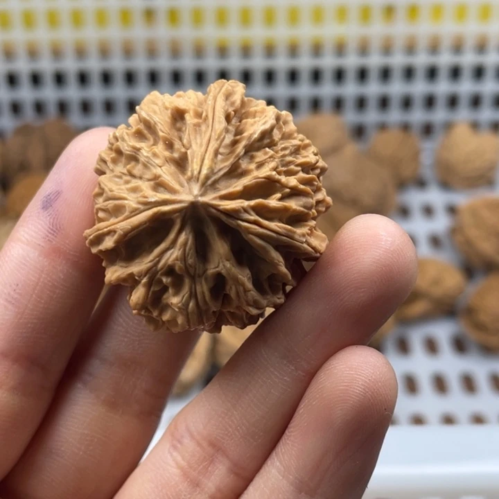 教***瘦吊坠文玩核桃苹果