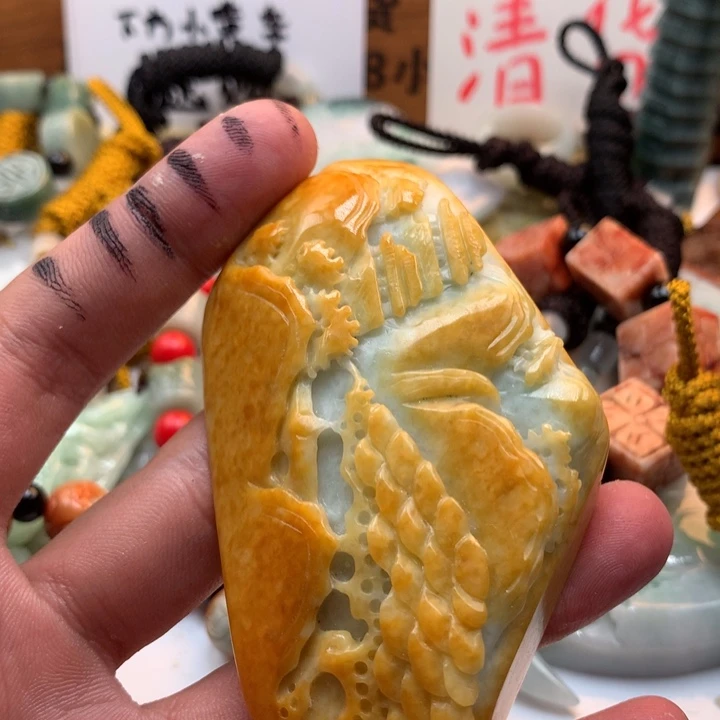 翡翠未镶嵌颈饰保真天然a货翡翠