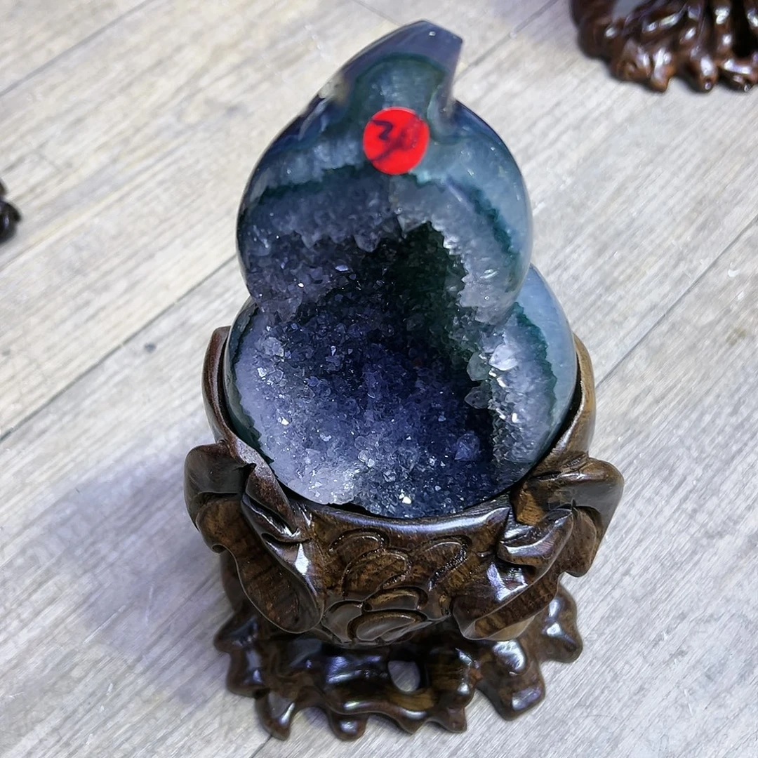 疯****紫晶大型摆件（非配饰）未镶嵌晶