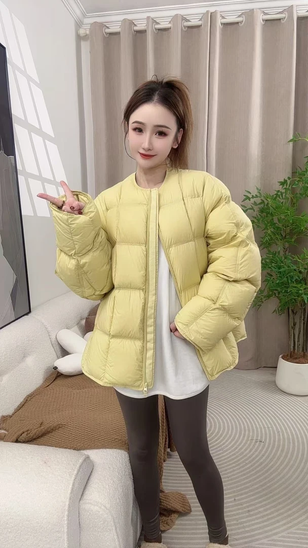 女短款2024年新款泡芙云朵时尚加厚保暖棉衣外套