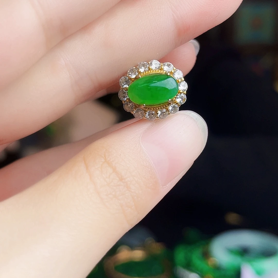 颈饰银S925镶嵌翡翠多样性