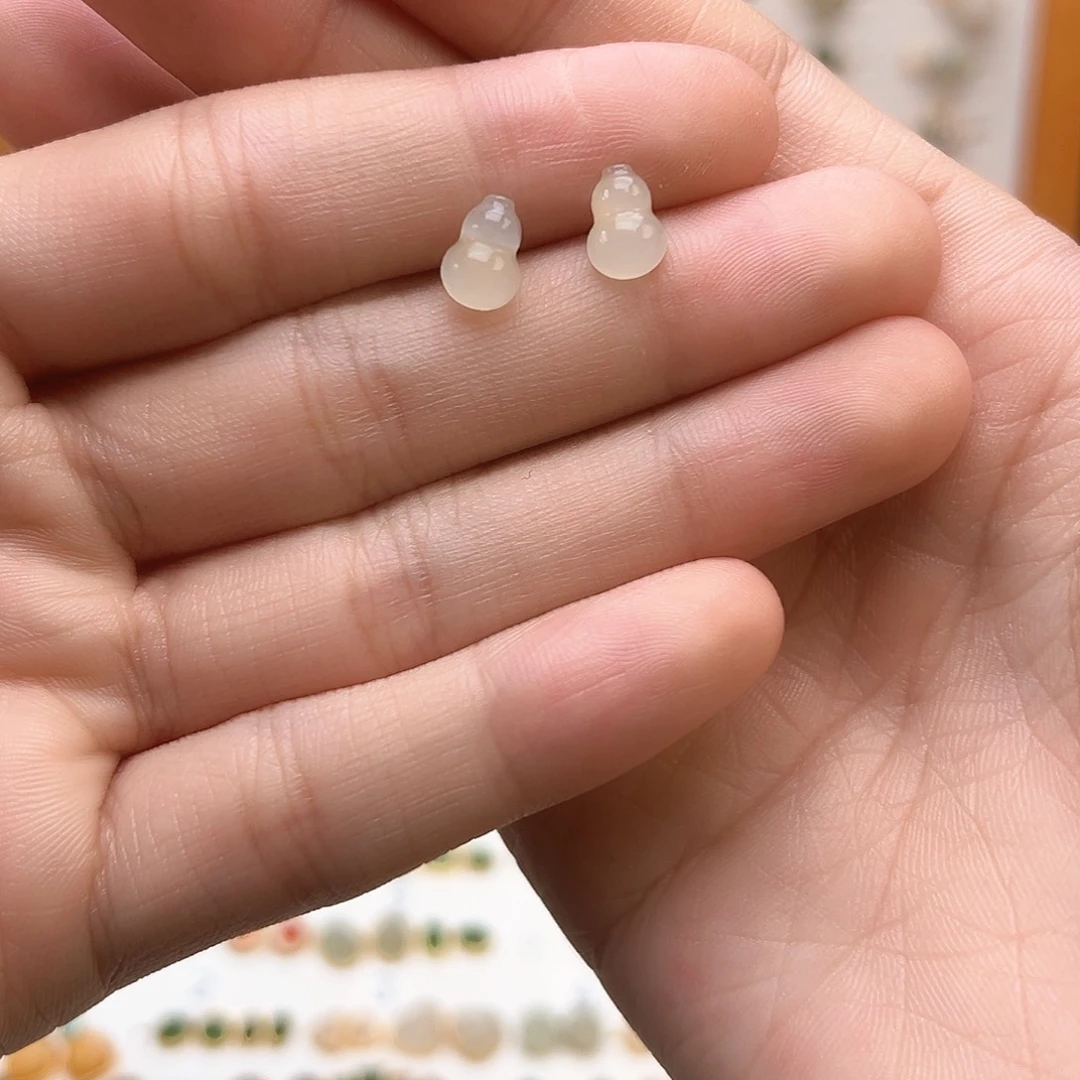 银S925镶嵌和田玉耳饰