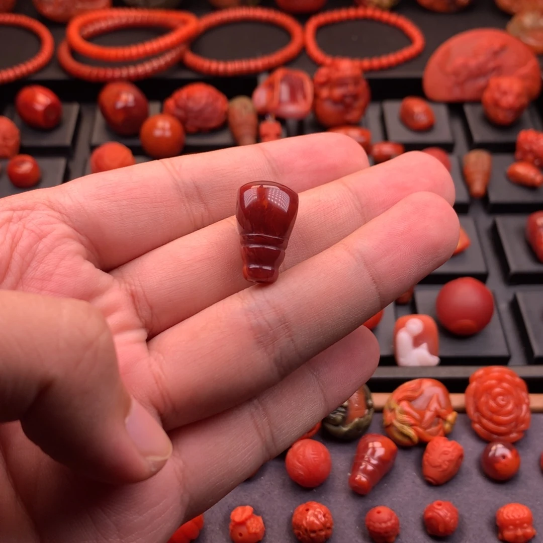南红玛瑙未镶嵌南红川料原矿牛血红奶嘴三通12.5mm