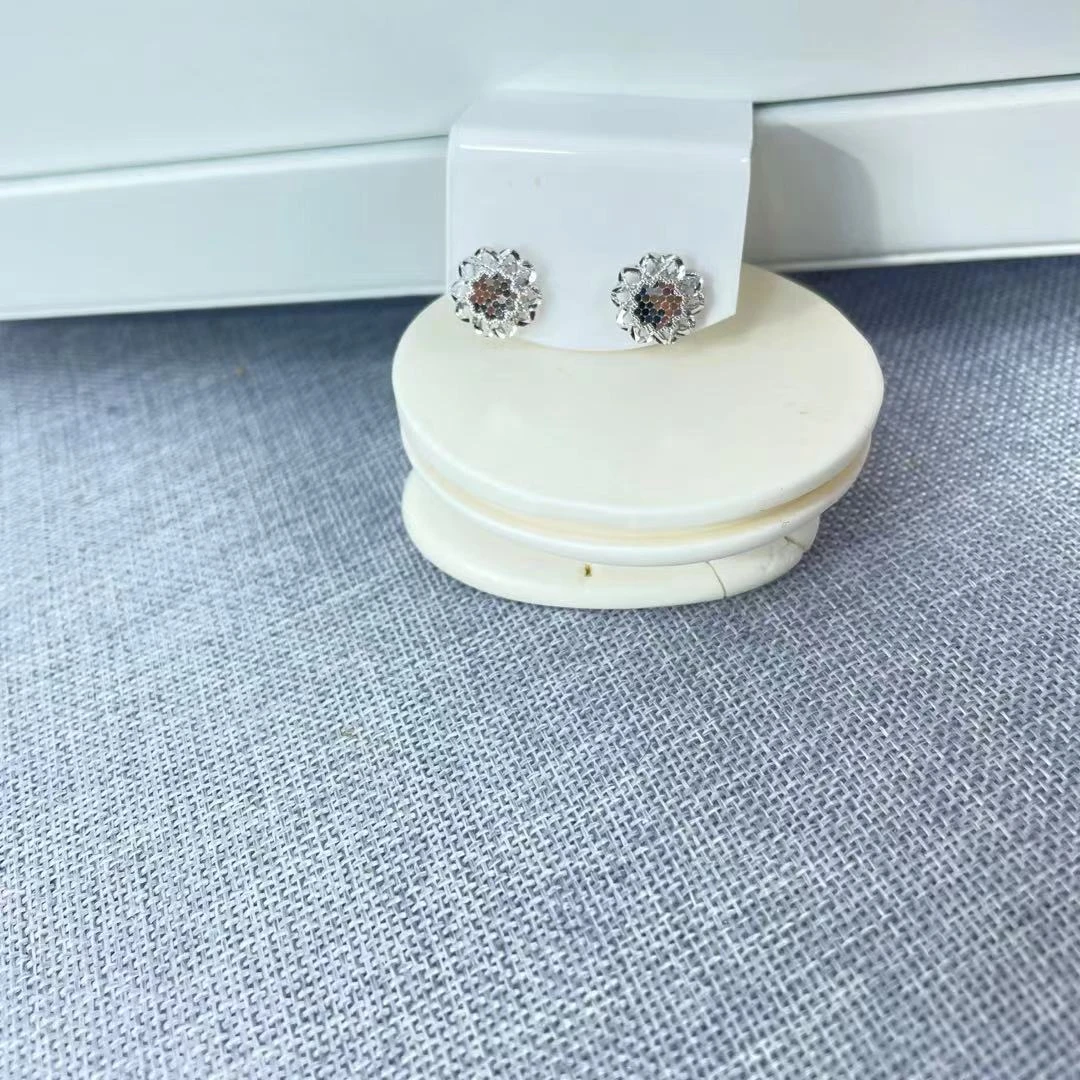 PT950铂金耳饰 亮闪鱼鳞花形直针耳钉 约卡11.8mm S 53102