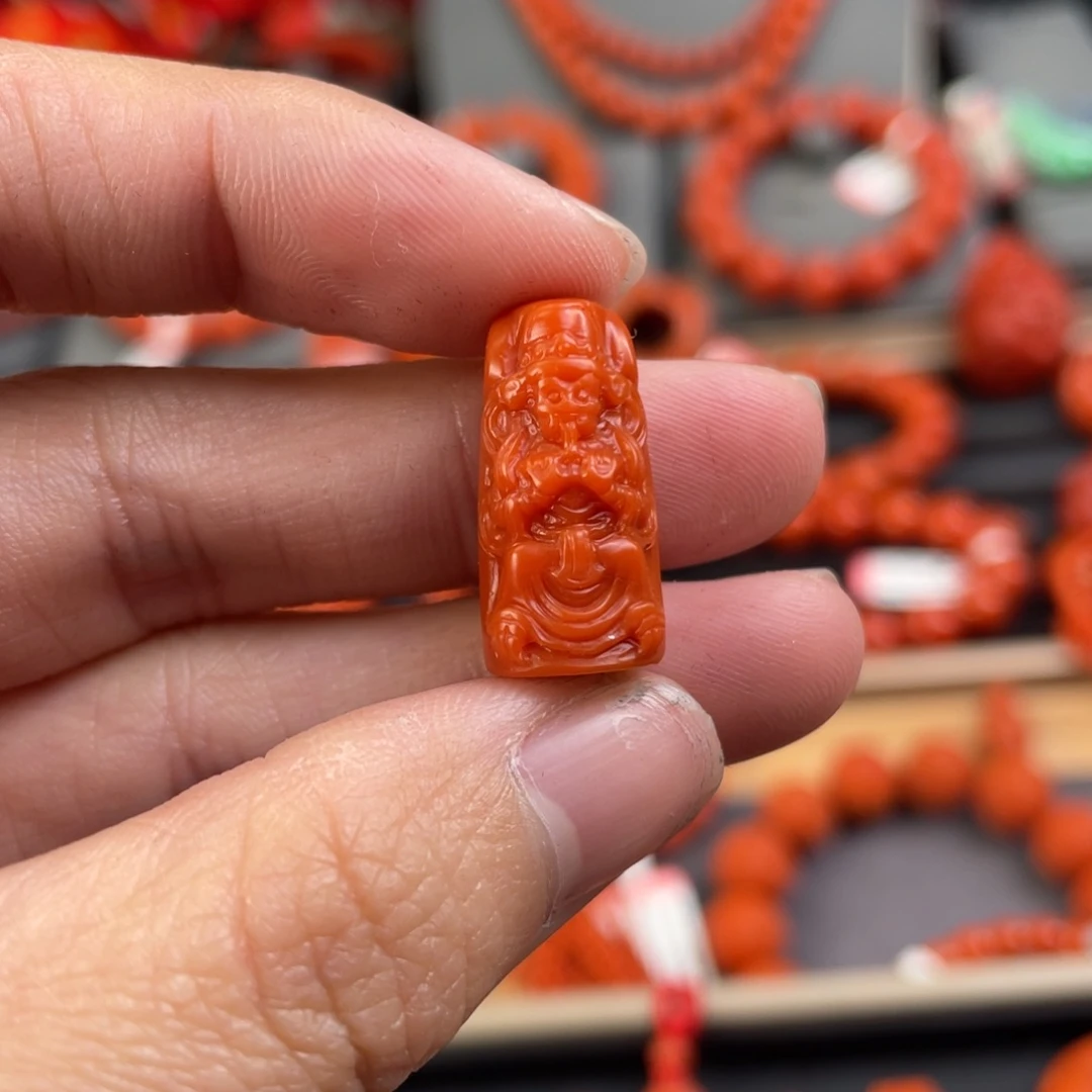 南红玛瑙雕刻未镶嵌