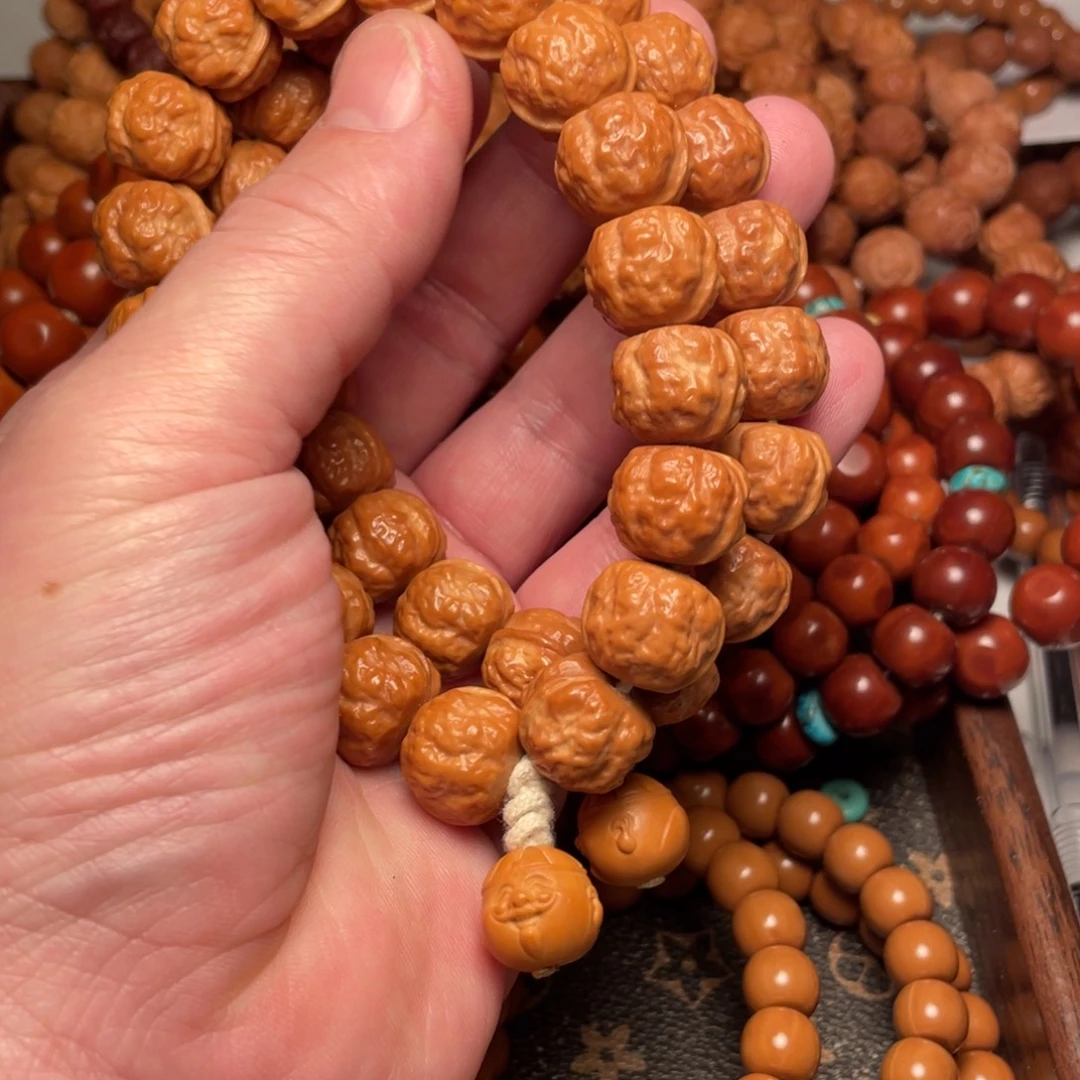 *****崖柏猴头核桃1234