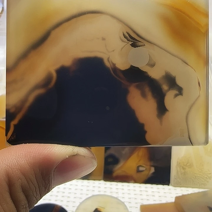 玛瑙/玉髓未镶嵌珠宝奇石