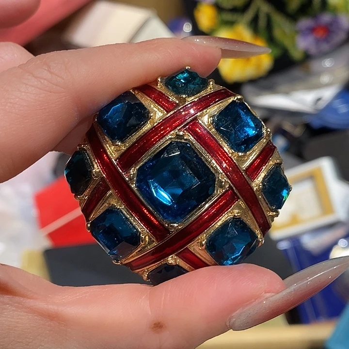 小***白花岗石铁合金中古香水沐浴露持久留香