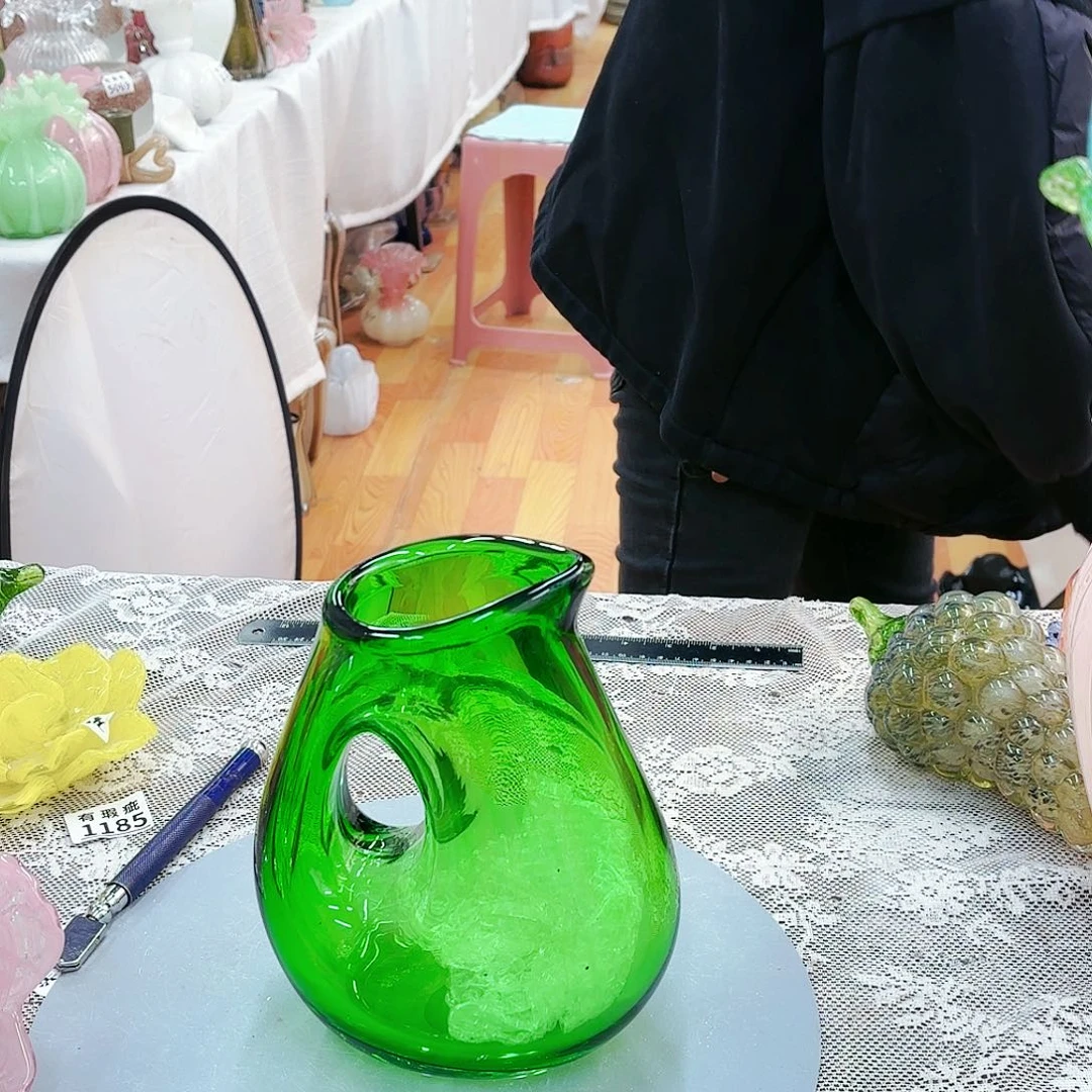 福利不退不换琉璃花瓶艺术品