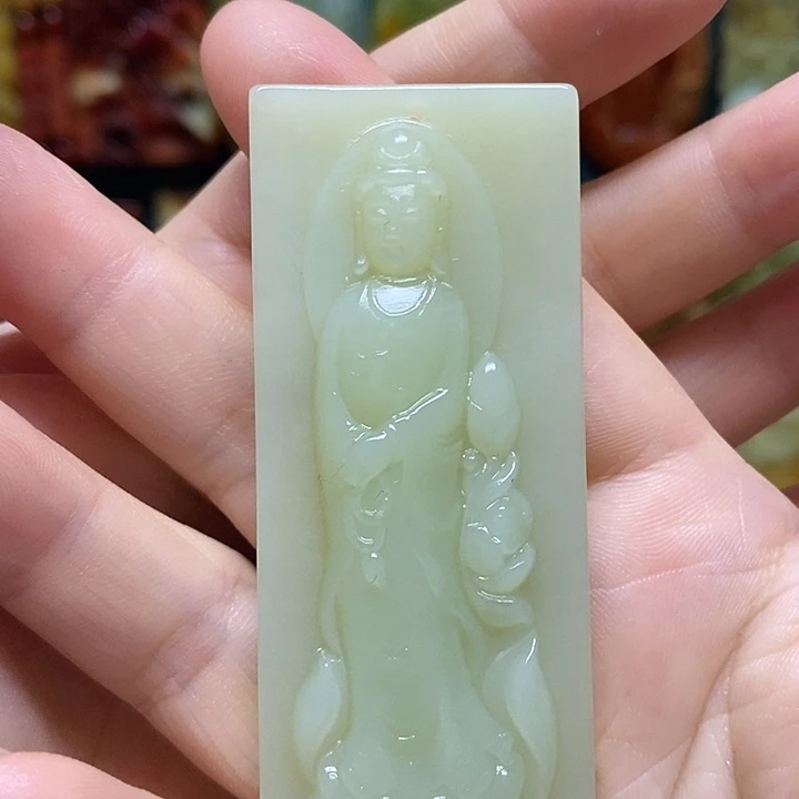 未镶嵌岫玉吊坠(赠链)
