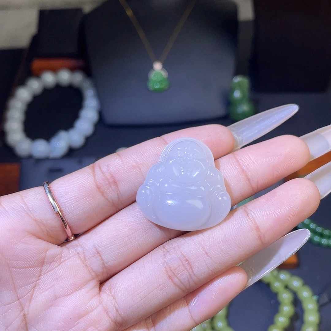 颈饰未镶嵌和田玉