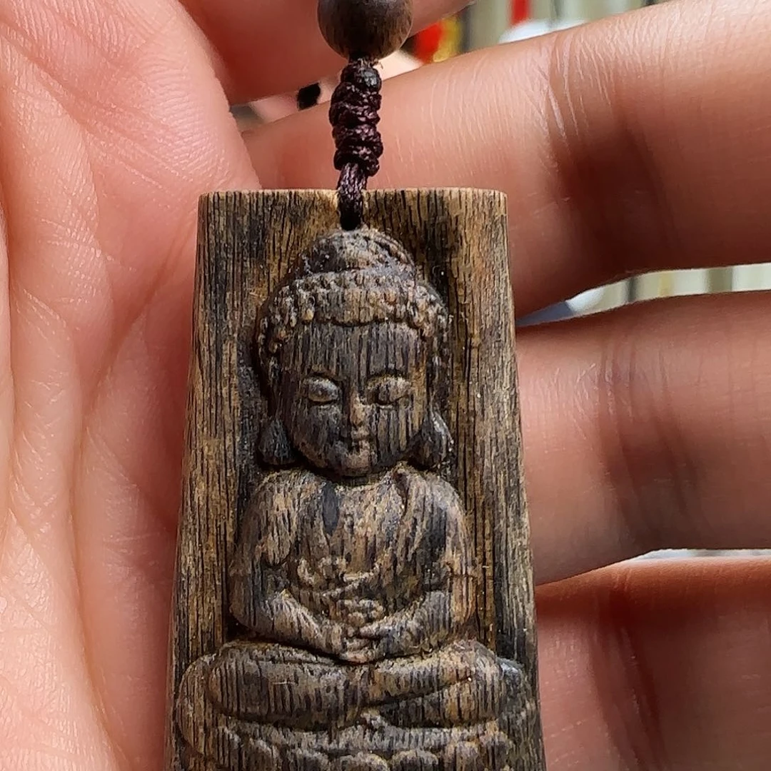 沉香吊坠雕刻牌宝宝佛6.6