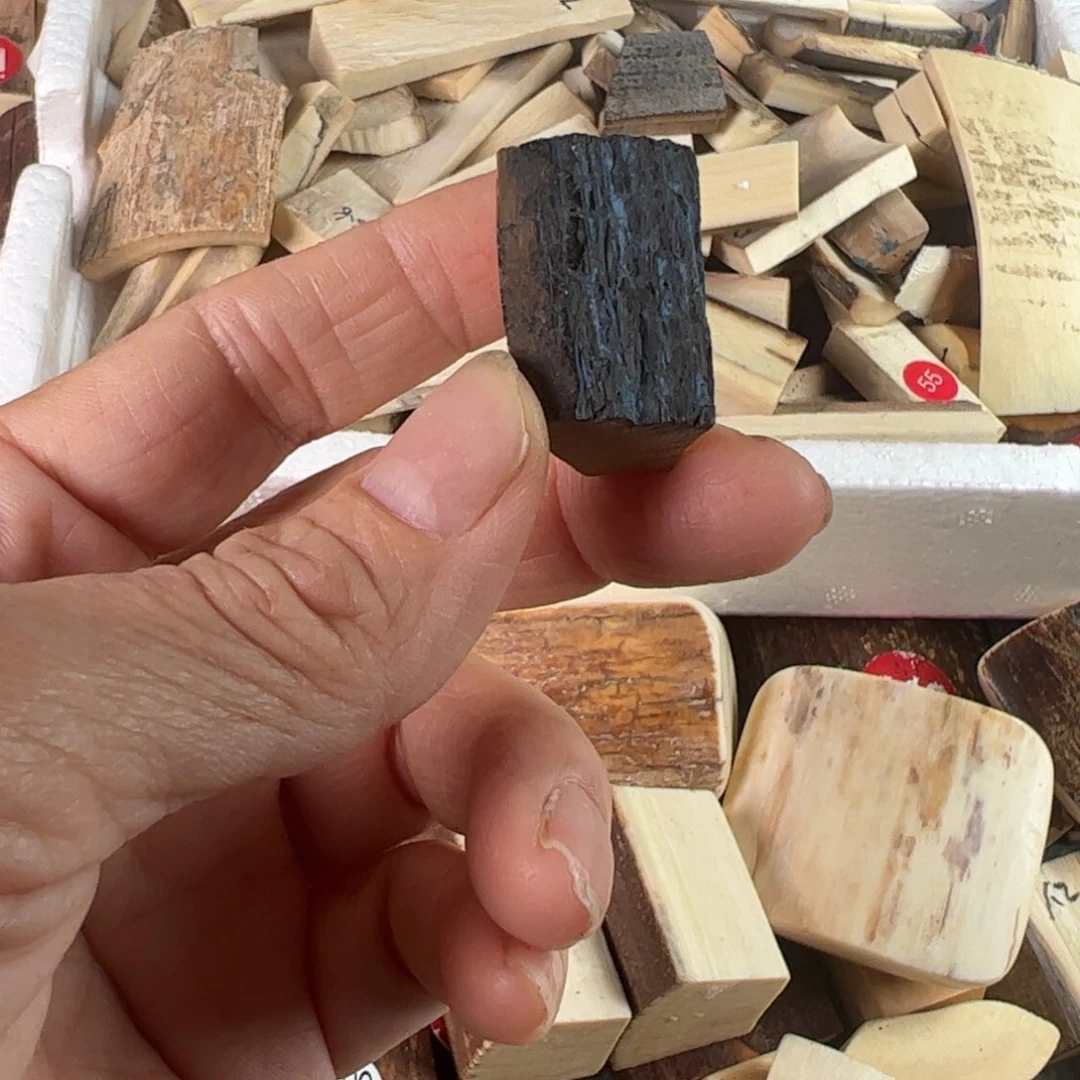 泥塑U**8猛犸制品有限公司