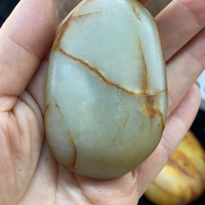 未镶嵌和田玉（糖玉）挂件