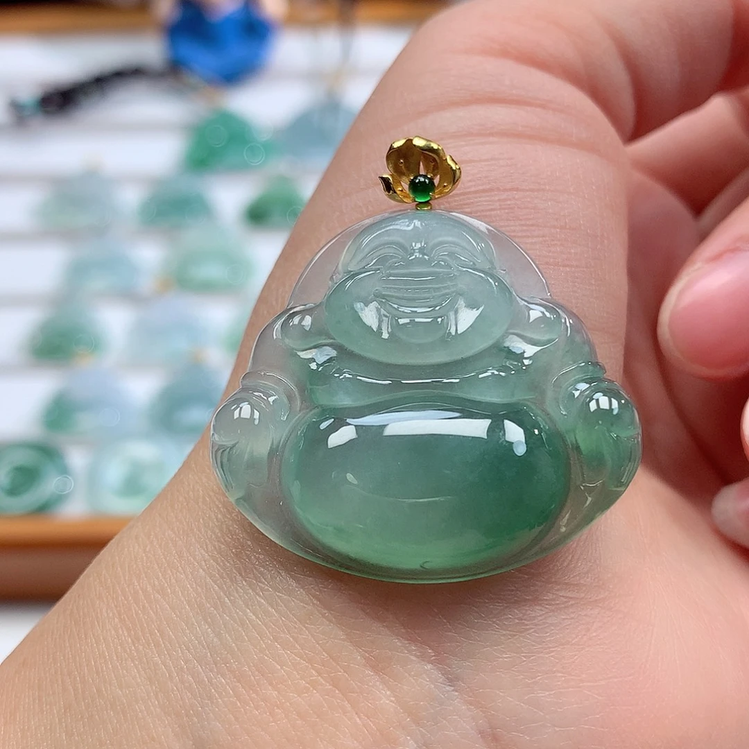 翡翠18K金镶嵌吊坠(赠链)