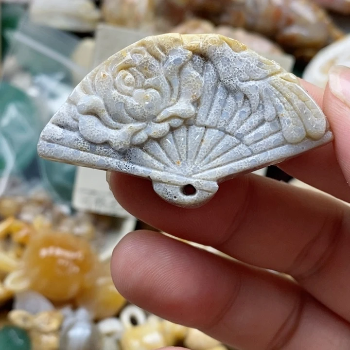 硅化珊瑚（珊瑚玉）未镶嵌颈饰小