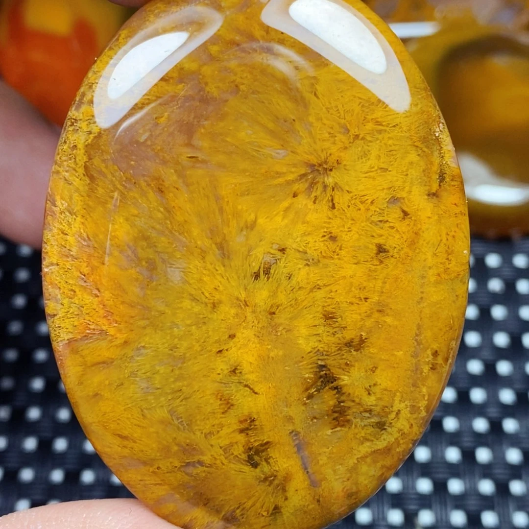 未镶嵌颈饰玛瑙/玉髓郭**y