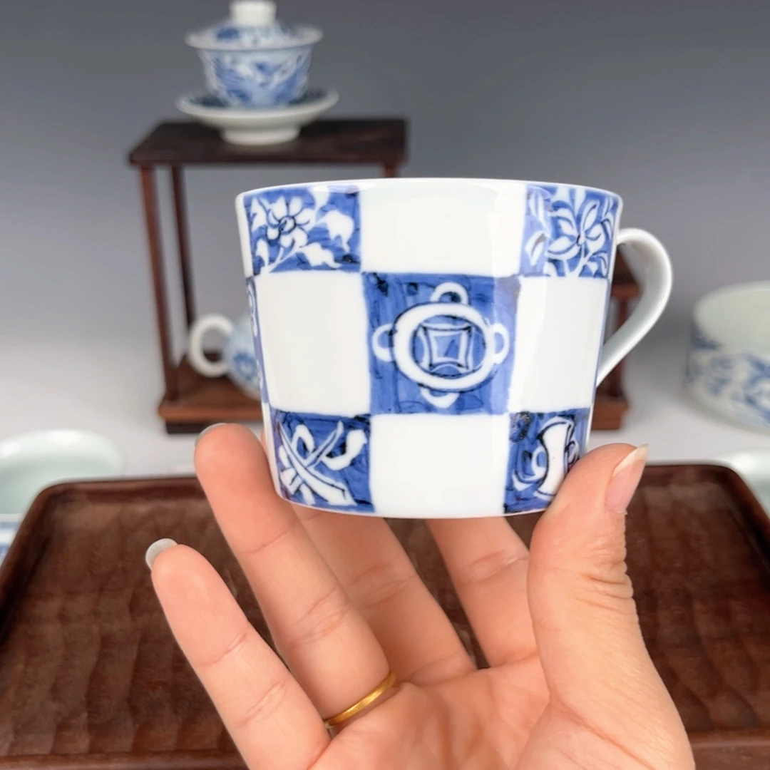 6***7青花杂宝纹咖啡杯