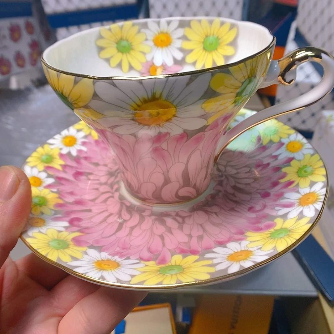 瓷片L**** 开播时间每周