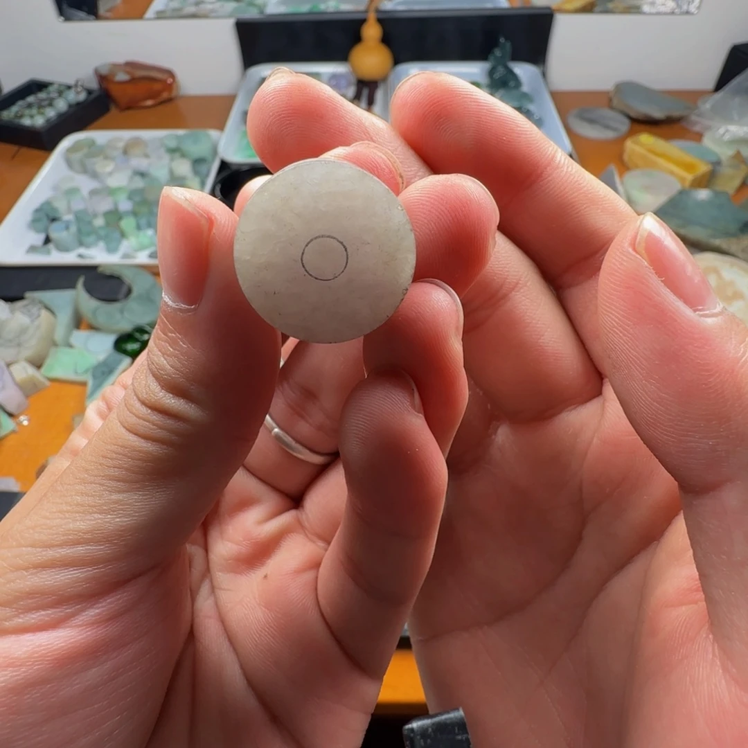 定制翡翠未镶嵌22mm材料