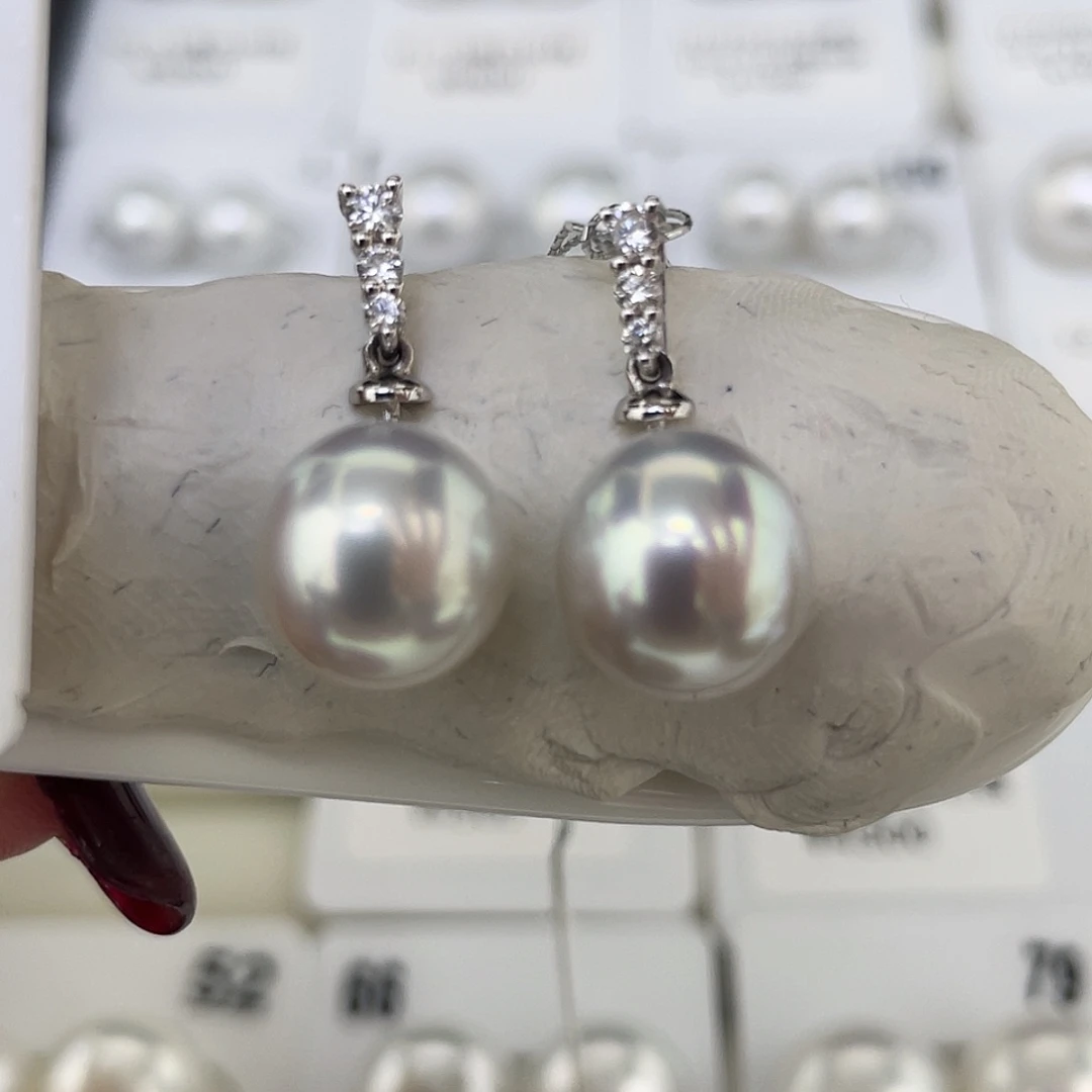 18K金镶嵌耳饰海水珍珠